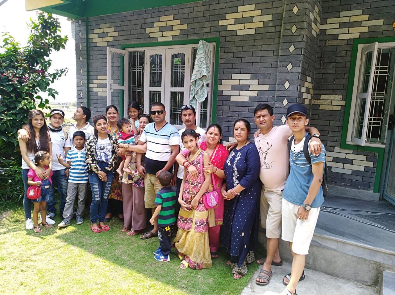 Bishnu Homestay Покхара Екстер'єр фото