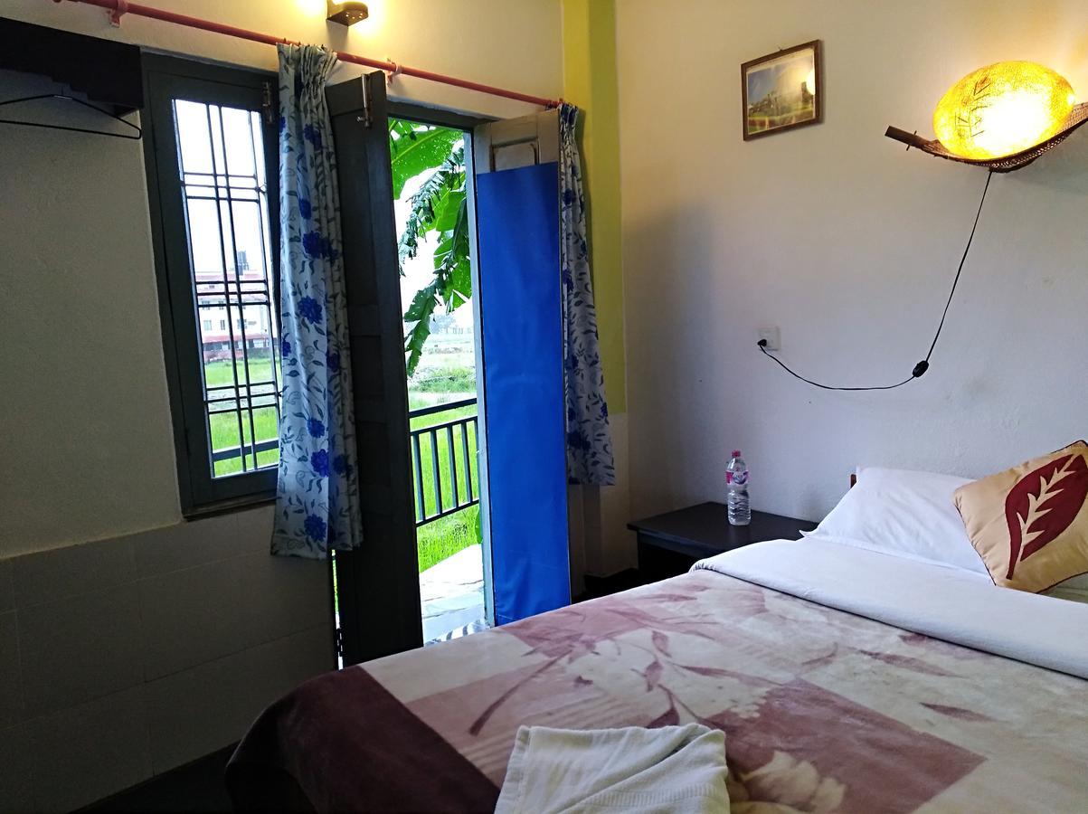 Bishnu Homestay Покхара Екстер'єр фото