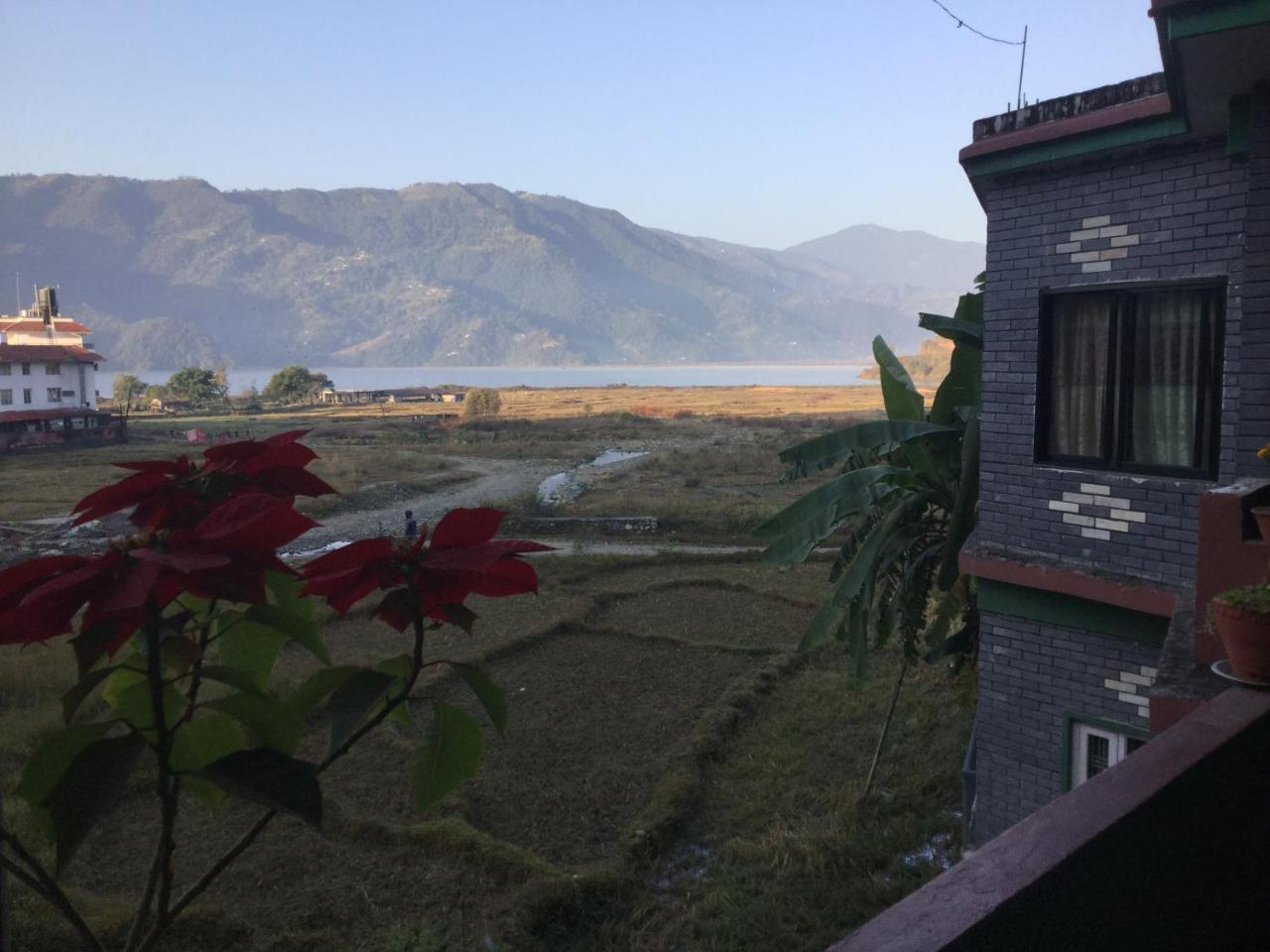 Bishnu Homestay Покхара Екстер'єр фото