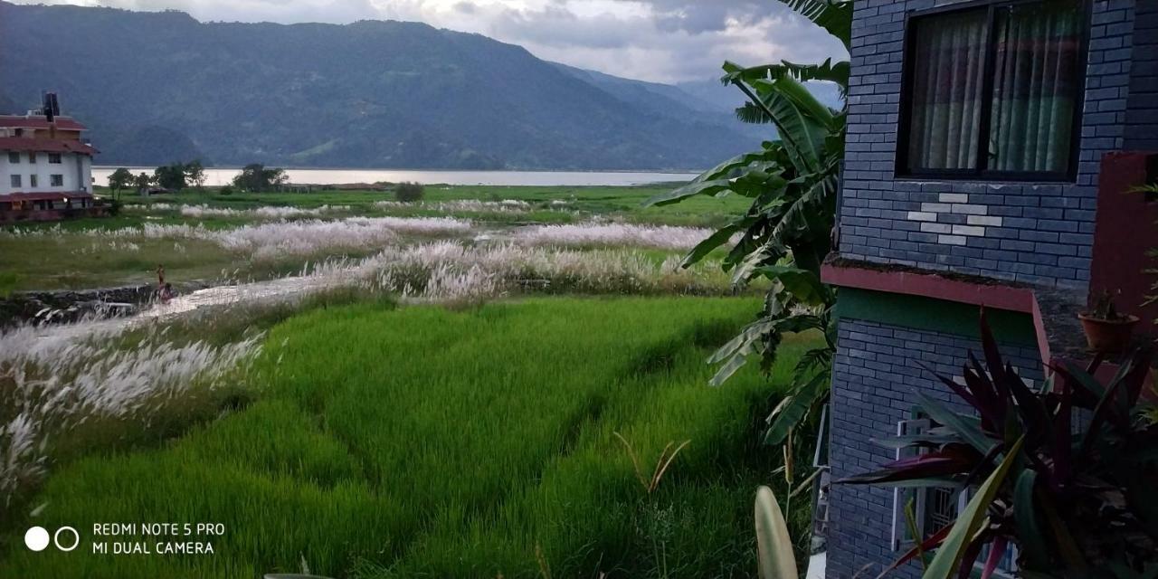 Bishnu Homestay Покхара Екстер'єр фото
